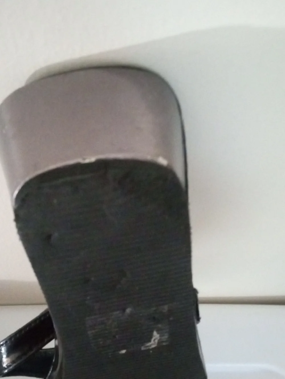 Simply Vera Vera Wang Wedge Slide Thong Black Sandals Flip Flops Lightweight - Picture 9 of 9